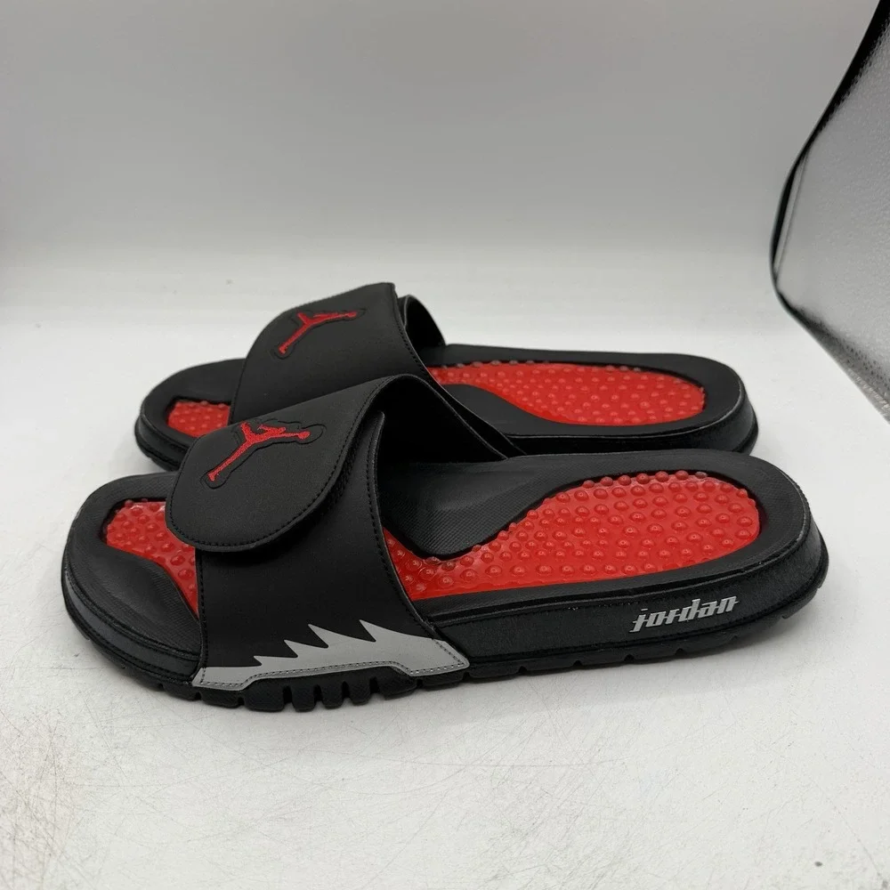Nike Air Jordan Hydro V Retro Slide Sandals Mens Sz 10 Black/Fire Red 555501-012